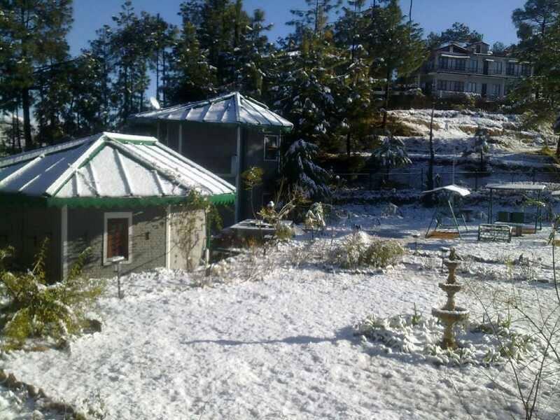 The Highlands Homestay in Ranikhet- Snowfall